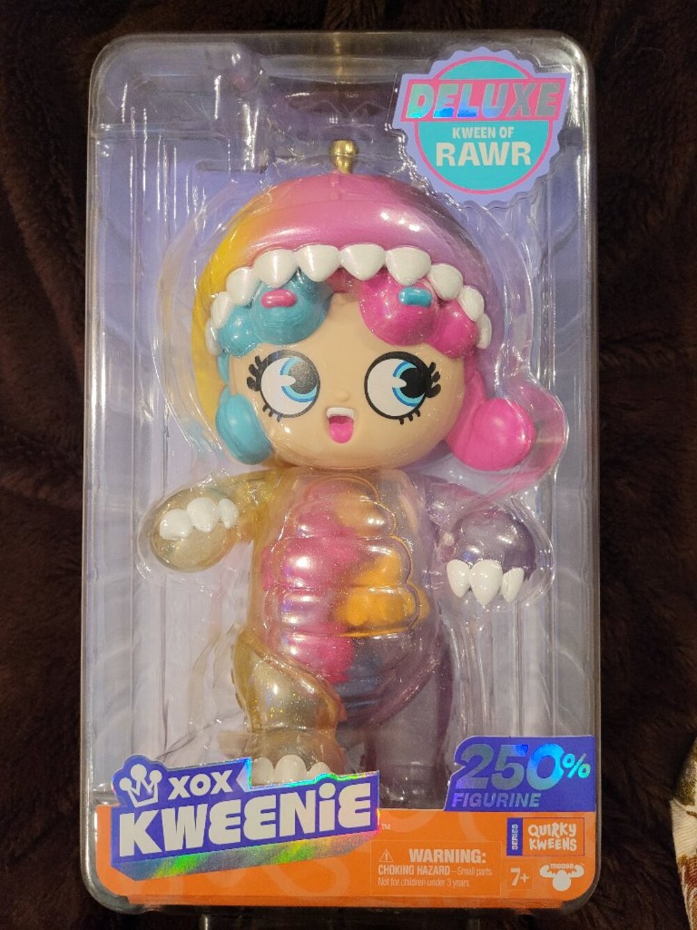 XOX KWEENIE deluxe kween of rawr